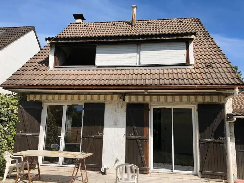 Store banne près de Domène